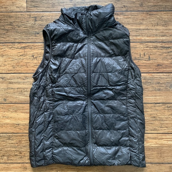Uniqlo Jackets & Blazers - Pewter Black Dark Grey Puffer Vest Uniqlo Jackets & Blazers - Pewter Black Dark Grey Puffer Vest